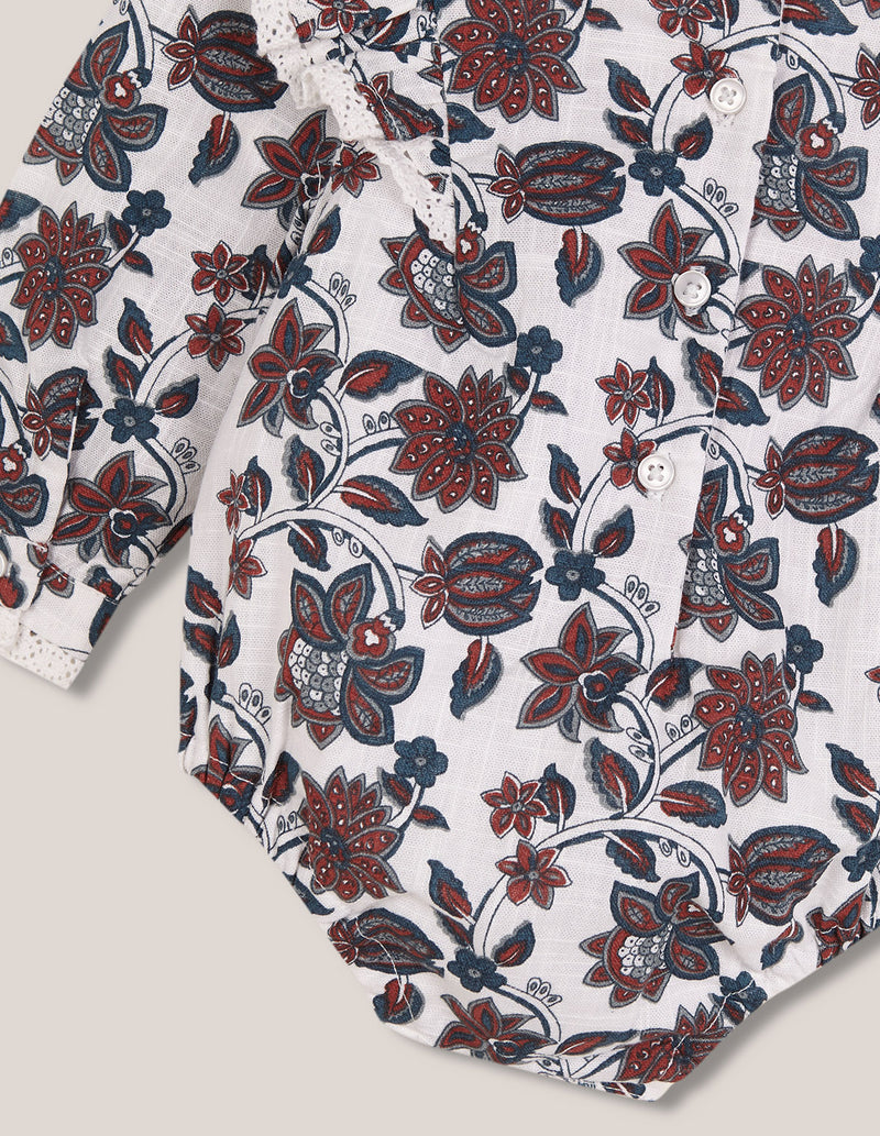 Conjunto de ranita a juego con gorro