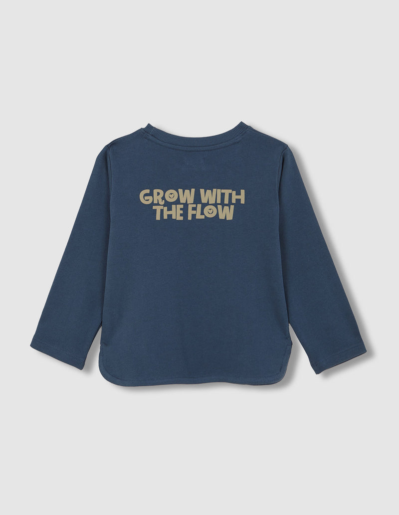 Sudadera con estampado en la espalda