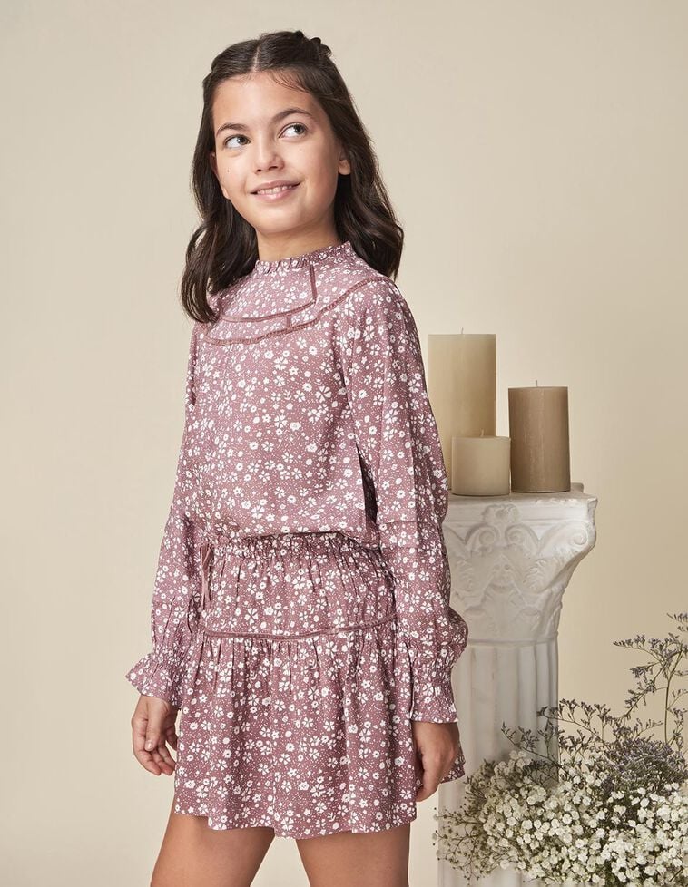 Falda estampada con volante