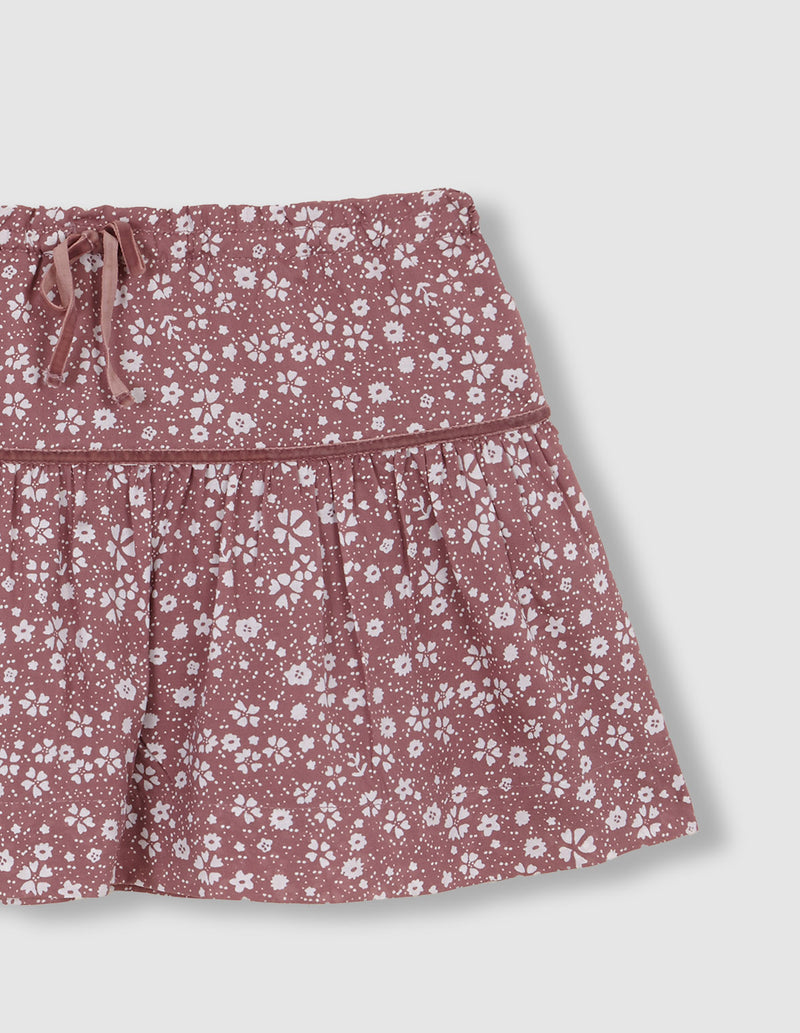 Falda estampada con volante