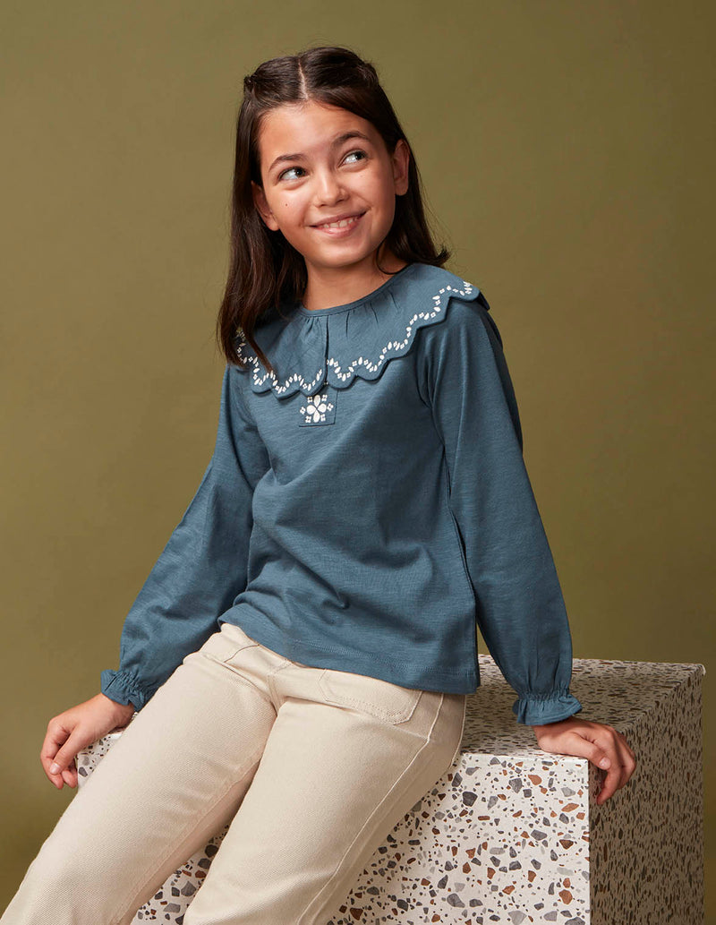 Camiseta Con Bordados