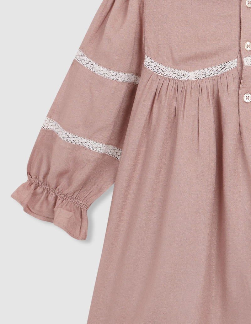 Vestido Con Tiras Bordadas