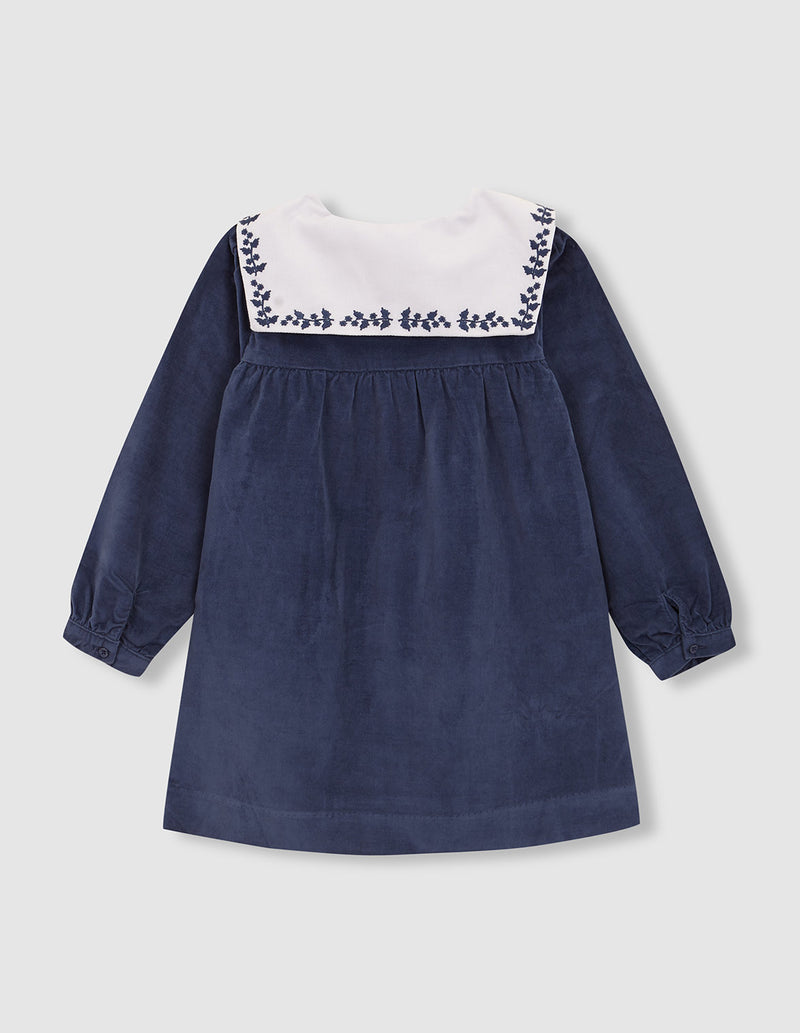 Vestido Cuello Bordado