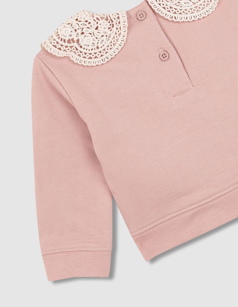 Sudadera cuello crochet lila