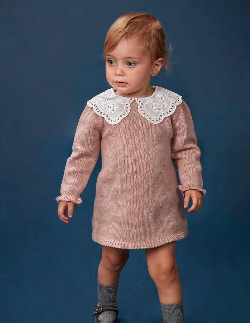 Vestido De Punto Con Cuello Volante