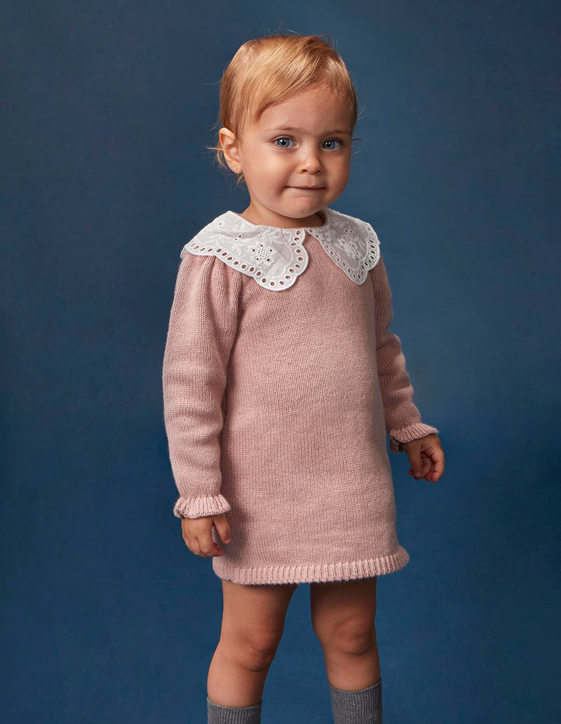 Vestido De Punto Con Cuello Volante