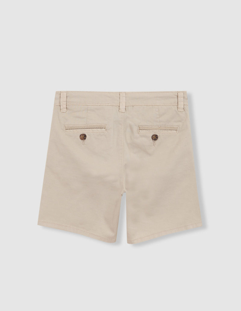 Chino corto