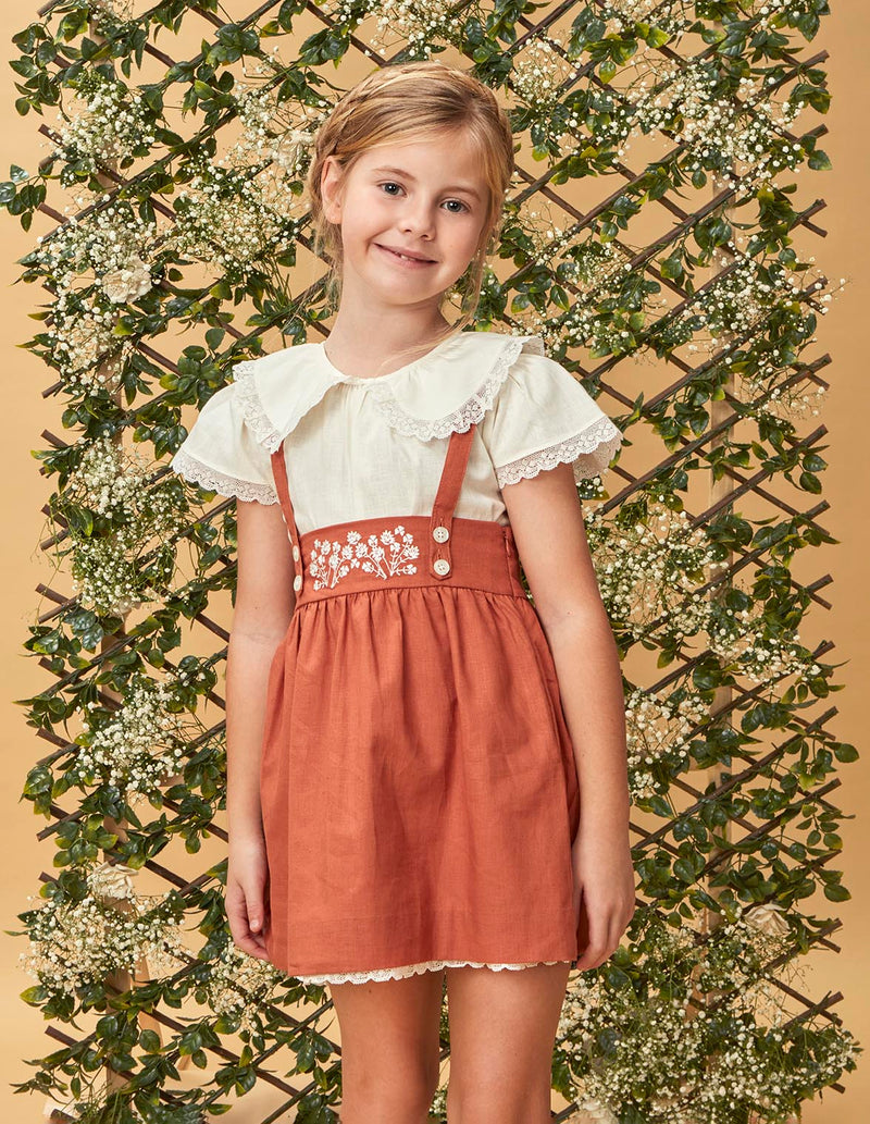 Blusa cuello peter pan