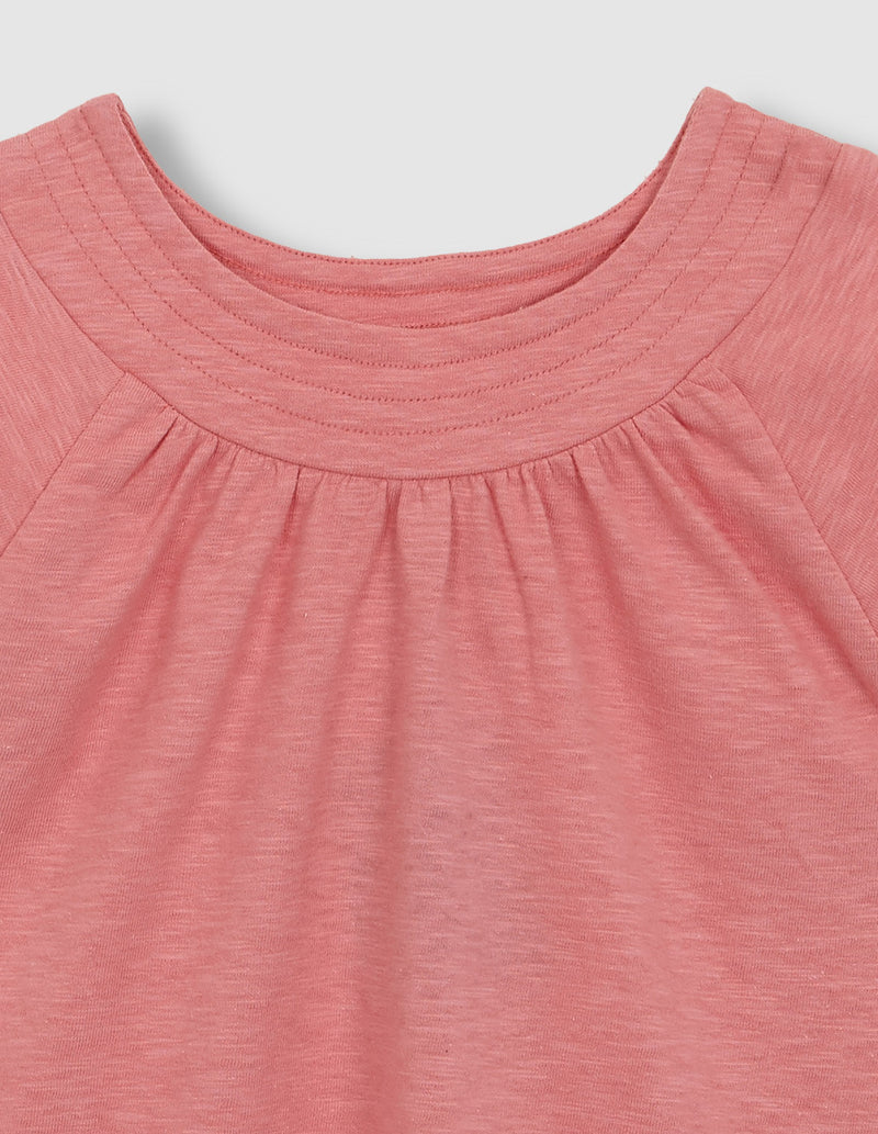 Blusa con pespuntes