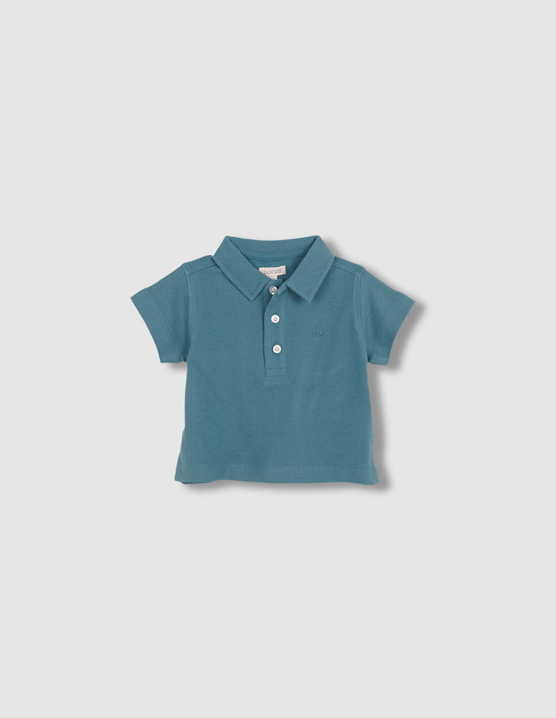 Polo detalles contraste