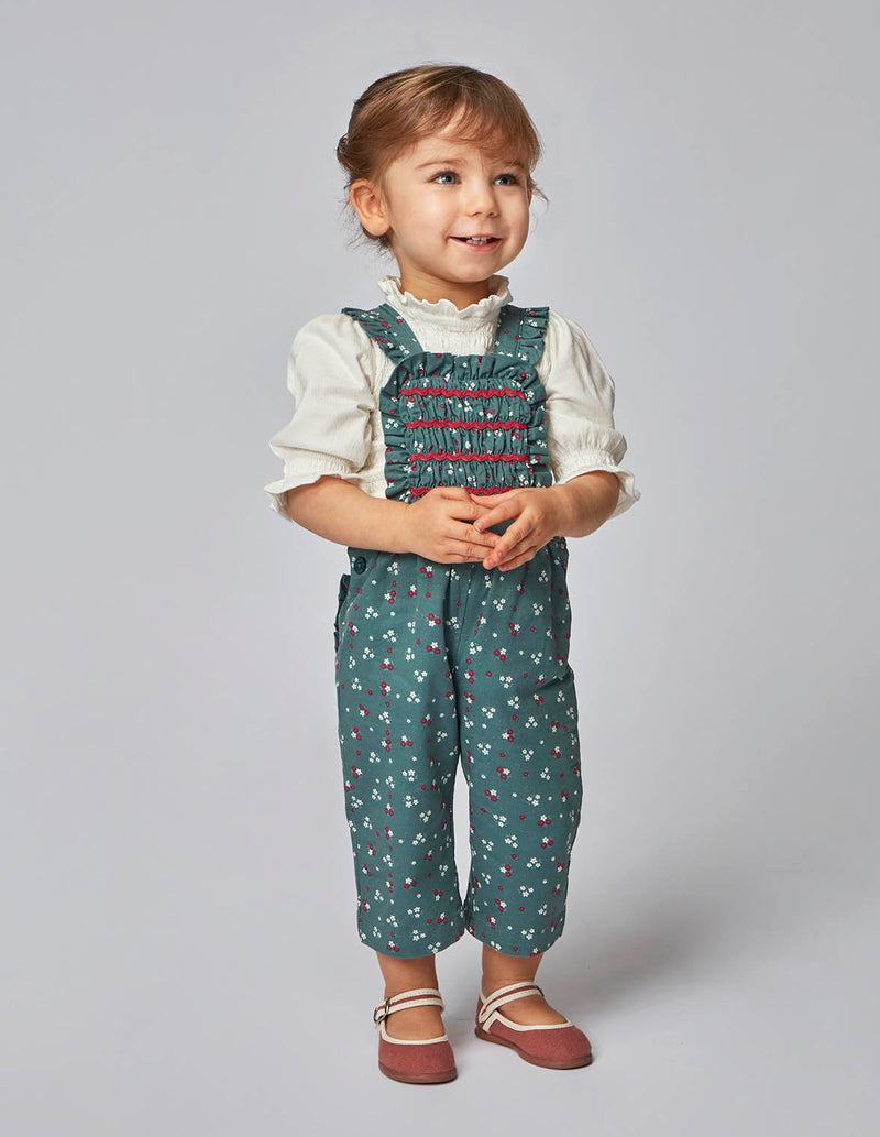 Pantalón con tirantes