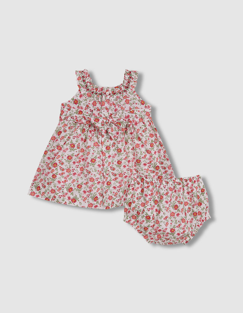 Vestido de flores sin mangas con volante