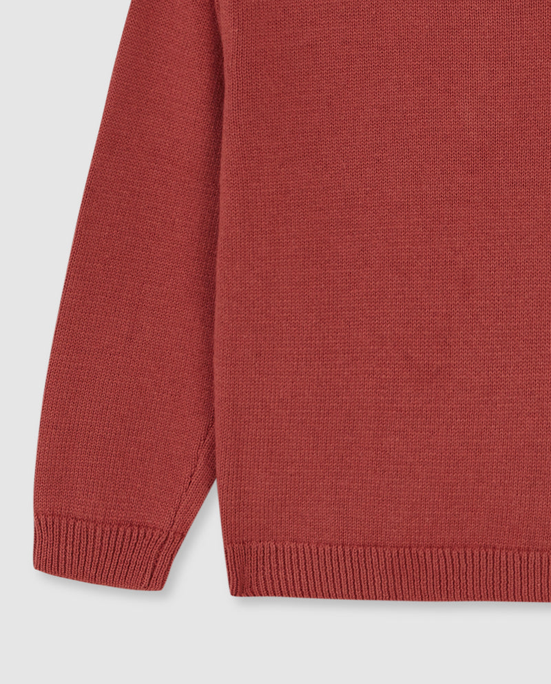 Suéter estilo polo