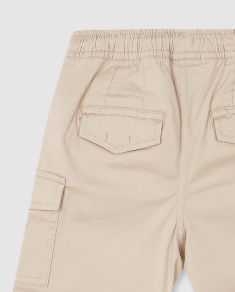 Pantalon Cargo Corto Con Cinturilla Elástica
