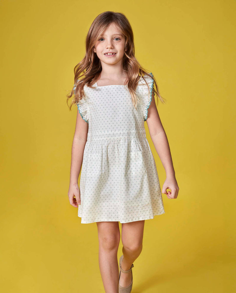Vestido Con Lunares Pequeños Con Bordado