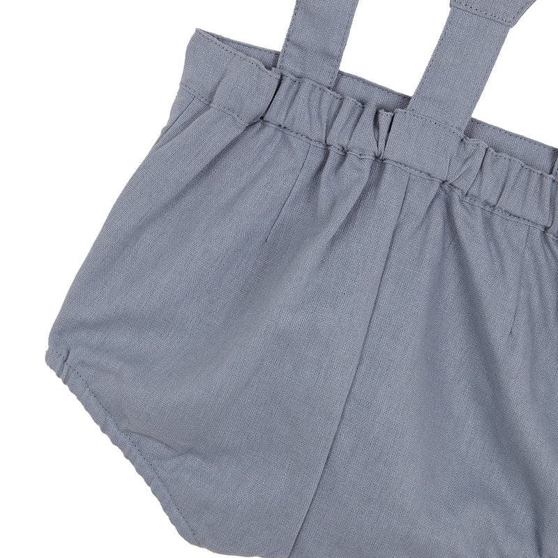 Short Con Tirantes